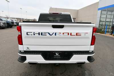 2019 Chevrolet 1500 Crew Cab, $30000. Photo 6