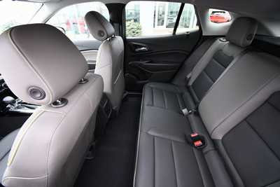 2025 Chevrolet Trax, $26169. Photo 11