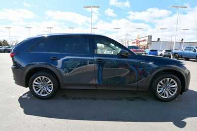 2025 Mazda CX-90, $36750. Photo 9