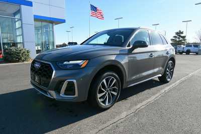 2024 Audi Q5, $38500. Photo 2