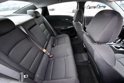 2025 Chevrolet Malibu, $26295. Photo 12