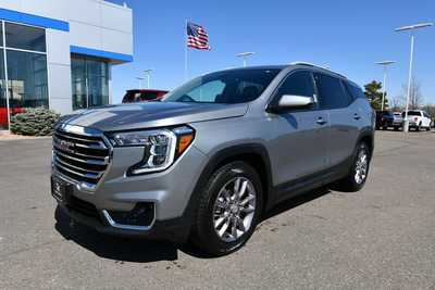 2023 GMC Terrain, $23500. Photo 2