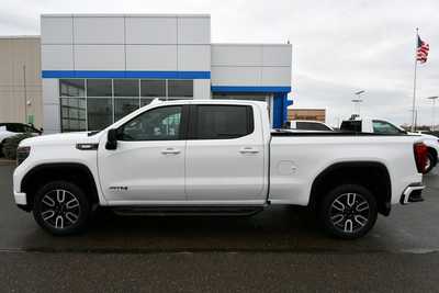 2023 GMC 1500 Crew Cab, $53000. Photo 4