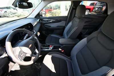 2025 Chevrolet TrailBlazer, $29080. Photo 12