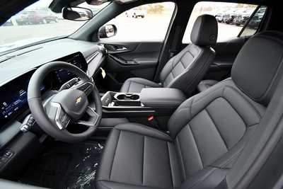 2026 Chevrolet Equinox, $34140. Photo 10