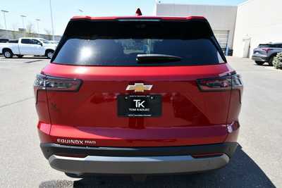 2026 Chevrolet Equinox, $34140. Photo 6