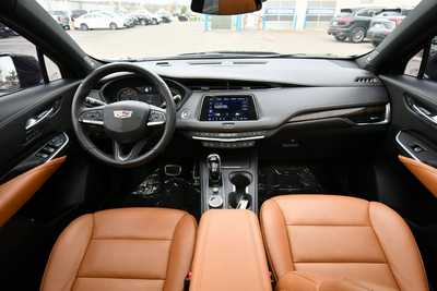 2023 Cadillac XT4, $32750. Photo 3