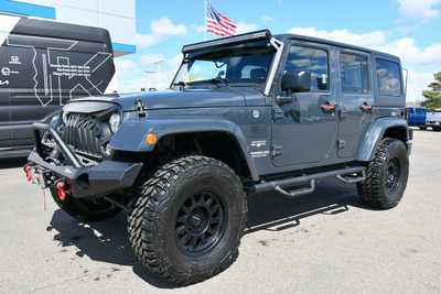 2017 Jeep Wrangler Unlimited, $25000. Photo 2