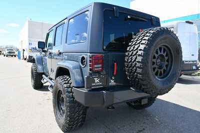 2017 Jeep Wrangler Unlimited, $25000. Photo 5