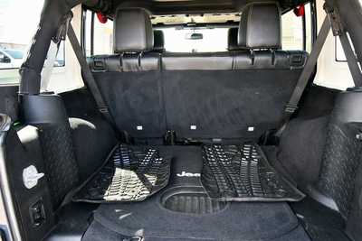 2017 Jeep Wrangler Unlimited, $25000. Photo 7