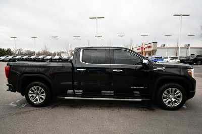 2021 GMC 1500 Crew Cab, $46000. Photo 9