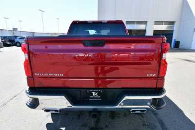 2022 Chevrolet 1500 Crew Cab, $47300. Photo 6