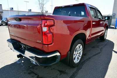 2022 Chevrolet 1500 Crew Cab, $47300. Photo 8