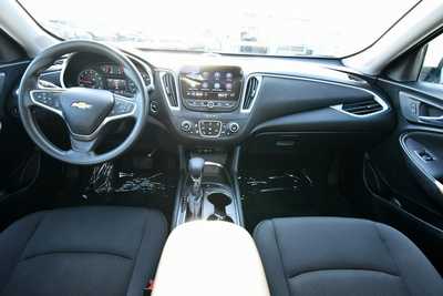 2023 Chevrolet Malibu, $19500. Photo 3