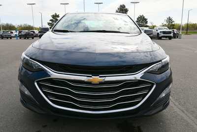 2022 Chevrolet Malibu, $18750. Photo 11