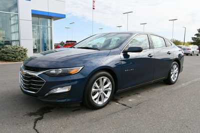 2022 Chevrolet Malibu, $18750. Photo 2