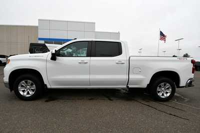 2023 Chevrolet 1500 Crew Cab, $38250. Photo 4