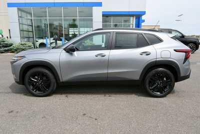 2025 Chevrolet Trax, $27085. Photo 3