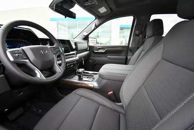 2025 Chevrolet 1500 Crew Cab, $64725. Photo 10