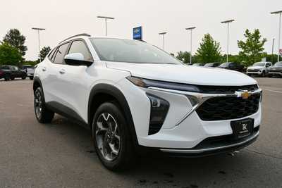 2025 Chevrolet Trax, $24485. Photo 10