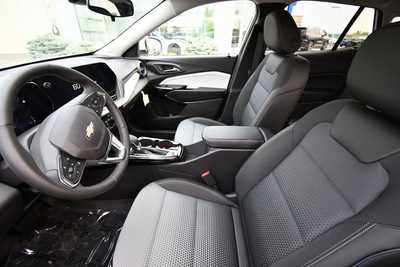 2025 Chevrolet Trax, $24485. Photo 12