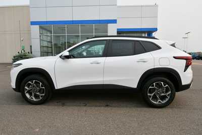 2025 Chevrolet Trax, $24485. Photo 4