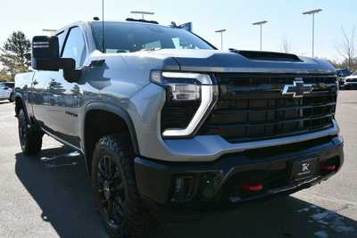 2025 Chevrolet 3500 Crew Cab, $70435. Photo 10