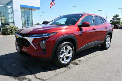 2024 Chevrolet Trax, $21500. Photo 2