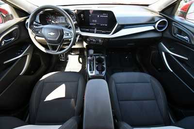 2024 Chevrolet Trax, $21500. Photo 3