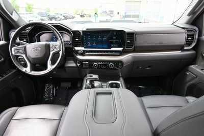 2022 Chevrolet 1500 Crew Cab, $42500. Photo 3