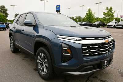 2026 Chevrolet Equinox, $32545. Photo 9