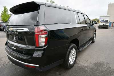 2023 Chevrolet Suburban, $45750. Photo 8