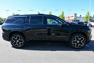 2025 Chevrolet Traverse, $57895. Photo 8