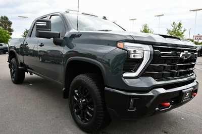 2025 Chevrolet 3500 Crew Cab, $71100. Photo 8