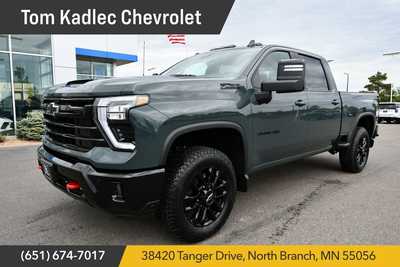 2025 Chevrolet 3500 Crew Cab, $71100. Photo 1