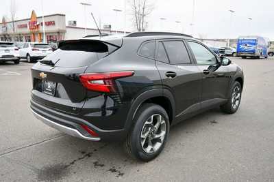 2025 Chevrolet Trax, $24485. Photo 7