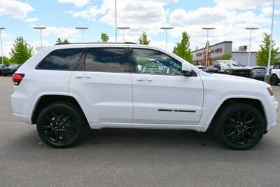 2019 Jeep Grand Cherokee, $23300. Photo 9