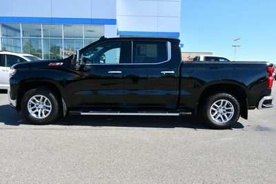 2022 Chevrolet 1500 Crew Cab, $36750. Photo 3