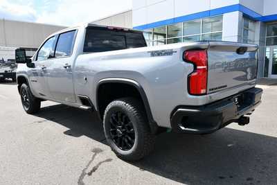 2025 Chevrolet 3500 Crew Cab, $70935. Photo 5