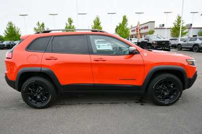 2021 Jeep Cherokee, $20900. Photo 9