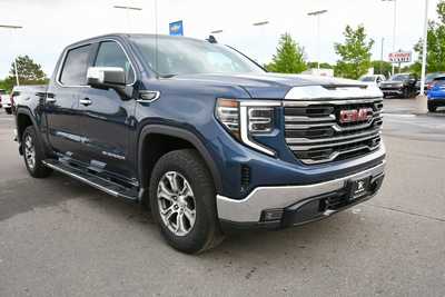 2022 GMC 1500 Crew Cab, $44000. Photo 10