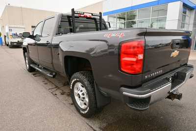 2016 Chevrolet 2500 Crew Cab, $31500. Photo 5