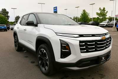 2026 Chevrolet Equinox, $34935. Photo 10