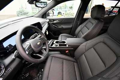 2026 Chevrolet Equinox, $34935. Photo 12