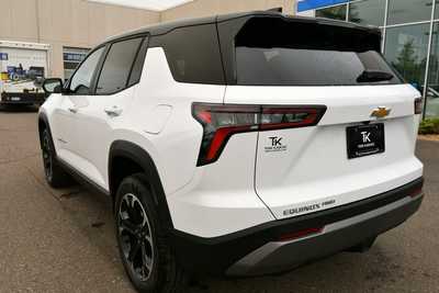 2026 Chevrolet Equinox, $34935. Photo 5