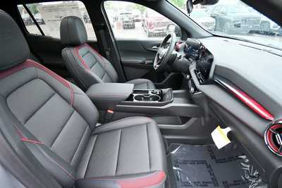 2026 Chevrolet Equinox, $35890. Photo 11