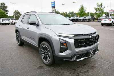 2026 Chevrolet Equinox, $35890. Photo 8