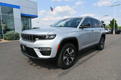 2022 Jeep Grand Cherokee, $32300. Photo 2