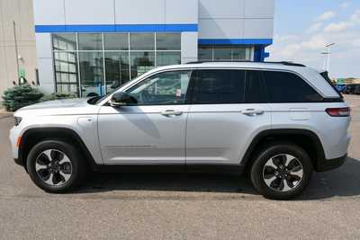 2022 Jeep Grand Cherokee, $32300. Photo 4
