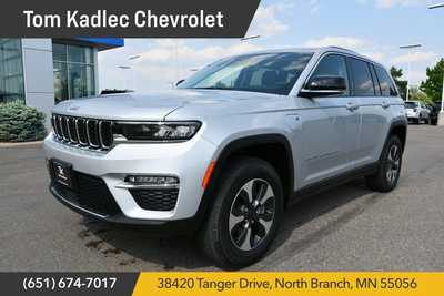 2022 Jeep Grand Cherokee, $32300. Photo 1